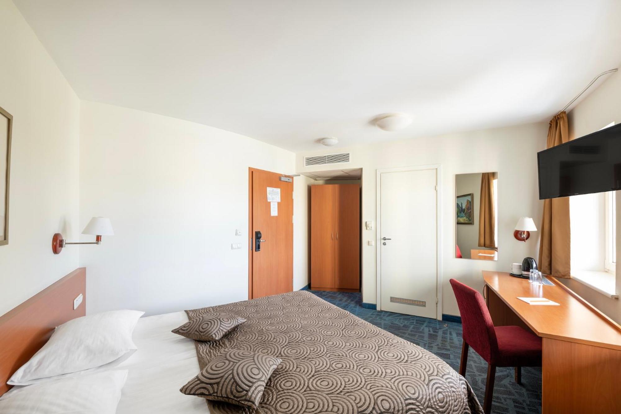 Hotel Art 3*