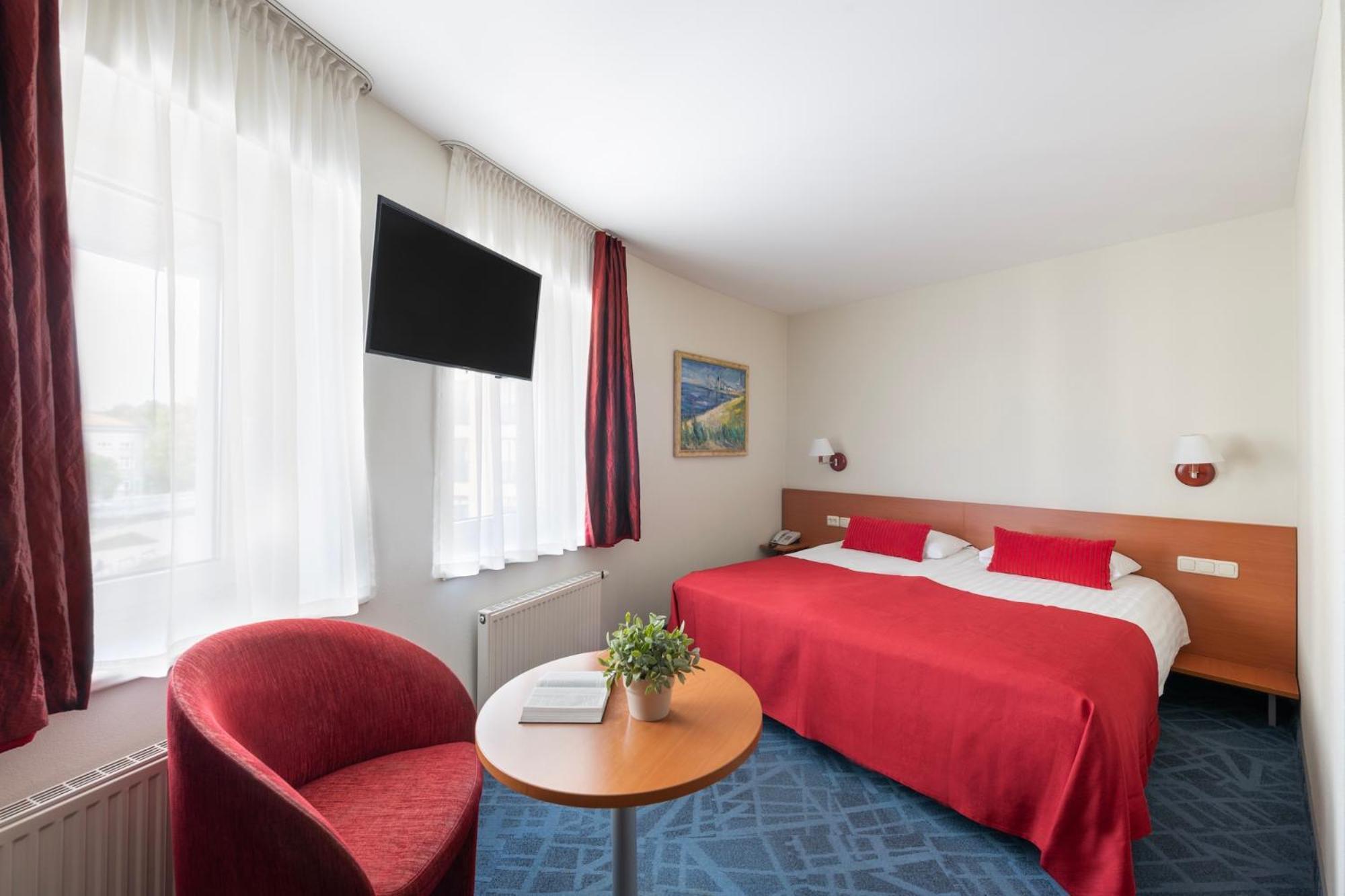 Art Hotel 3*